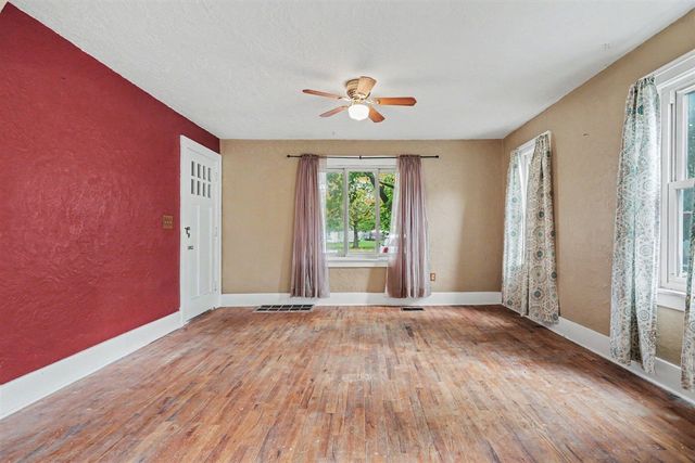 1767 W Michigan Avenue, Battle Creek, MI 49037