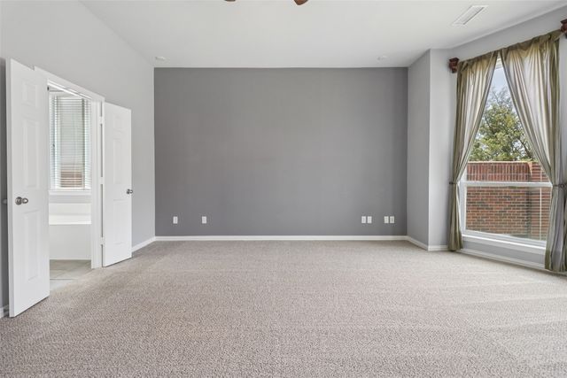 9601 Brazendine Drive, Fort Worth, TX 76244