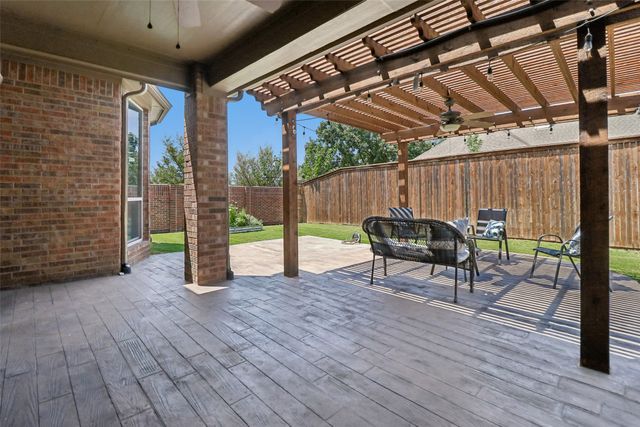 9601 Brazendine Drive, Fort Worth, TX 76244