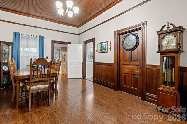 110 N Main Avenue, Maiden, NC 28650
