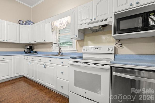 110 N Main Avenue, Maiden, NC 28650