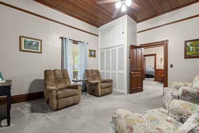 110 N Main Avenue, Maiden, NC 28650