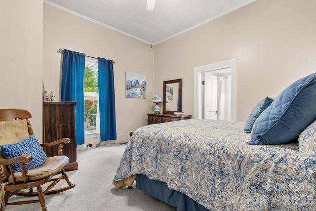 110 N Main Avenue, Maiden, NC 28650