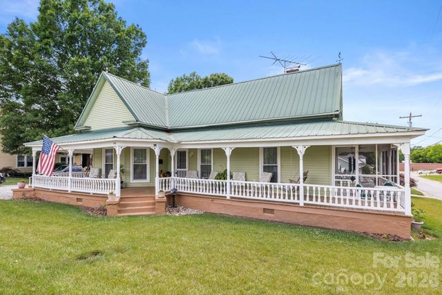 110 N Main Avenue, Maiden, NC 28650
