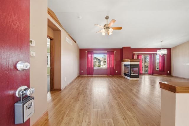 10908 W Lantana St, Wichita, KS 67205