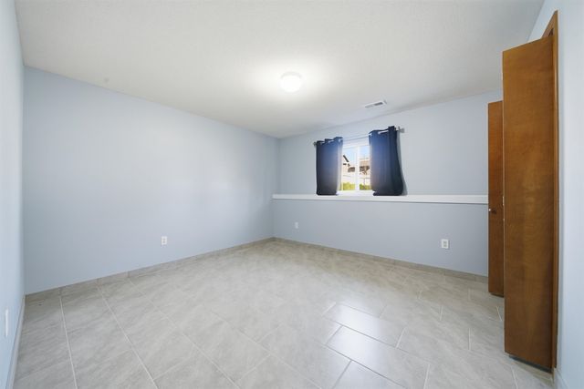 10908 W Lantana St, Wichita, KS 67205