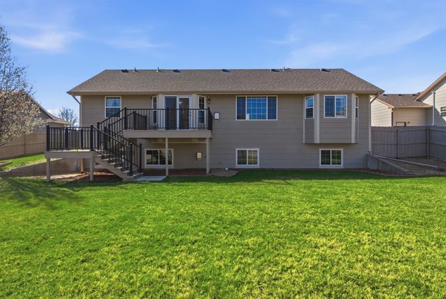 10908 W Lantana St, Wichita, KS 67205