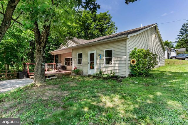 69 PINE HILL RD, Enola, PA 17025