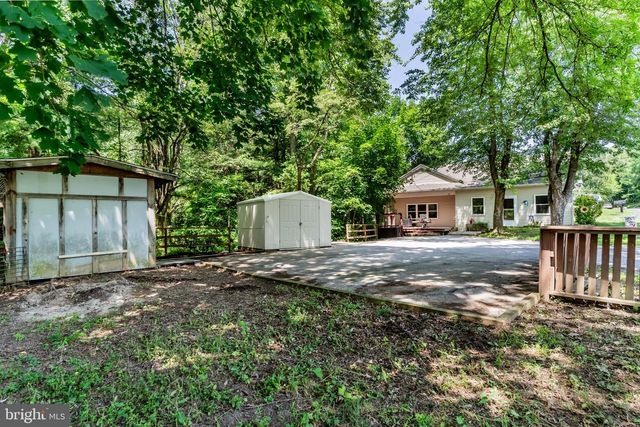 69 PINE HILL RD, Enola, PA 17025