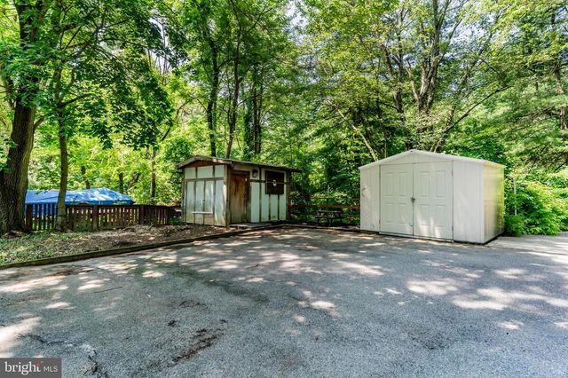 69 PINE HILL RD, Enola, PA 17025
