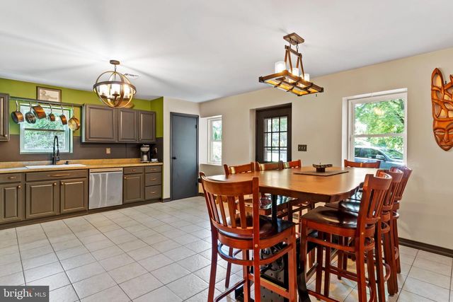 69 PINE HILL RD, Enola, PA 17025