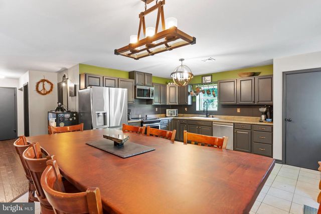 69 PINE HILL RD, Enola, PA 17025