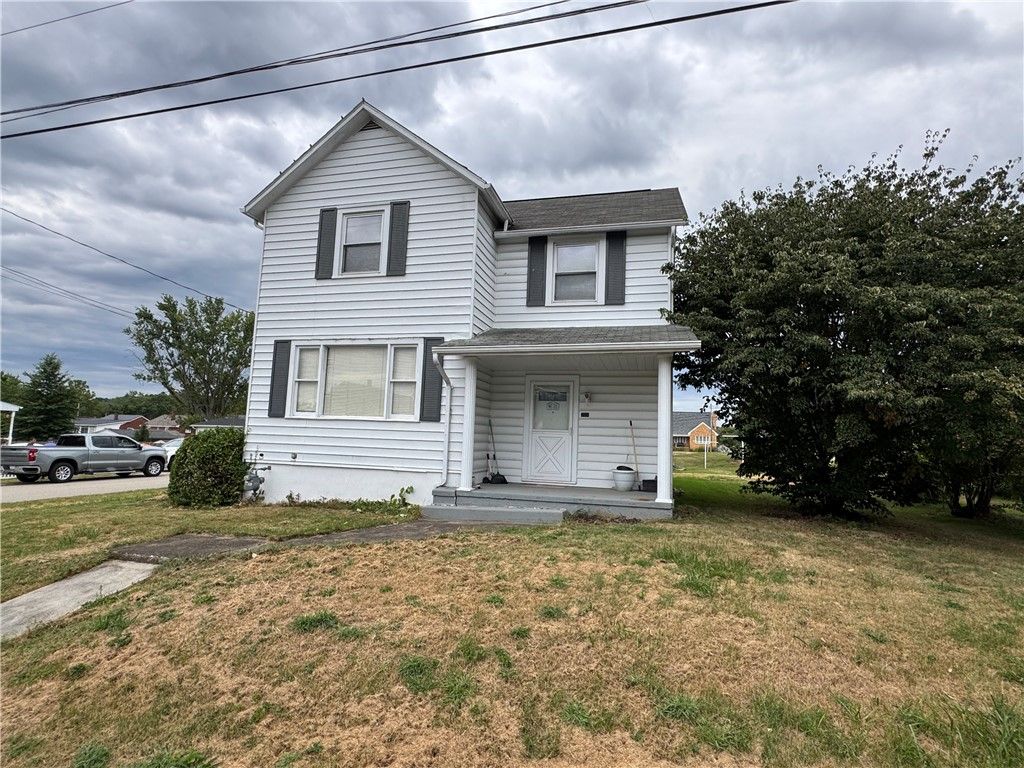 201 Delafayette St, Perryopolis, PA 15473