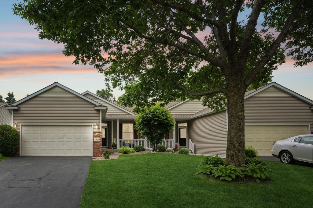 13159 Aberdeen Street NE, Blaine, MN 55449