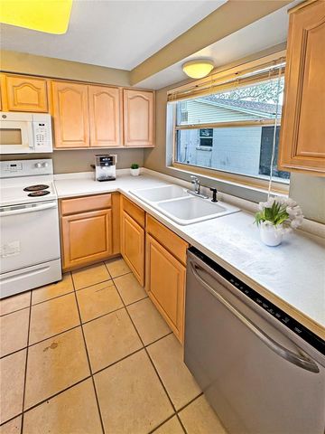 1815 LOWRY AVENUE, Lakeland, FL 33801