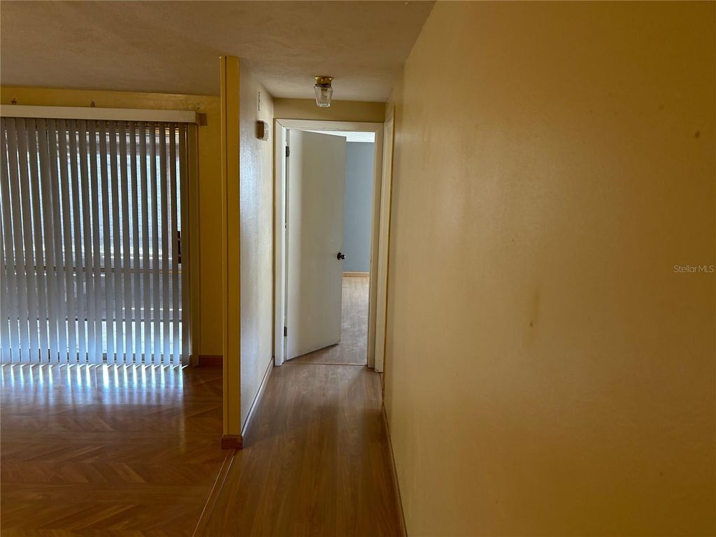 Image 14 of property listing at 1815 LOWRY AVENUE, Lakeland, FL 33801