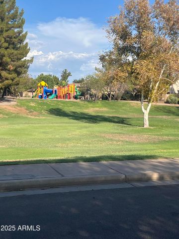 2602 S NIELSON Street, Gilbert, AZ 85295