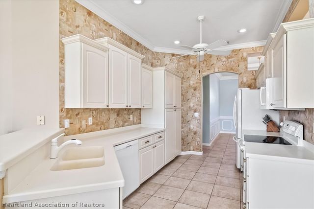2804 Briarwood Lane, Sebring, FL 33875