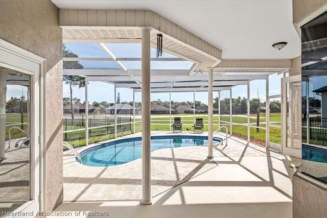 2804 Briarwood Lane, Sebring, FL 33875