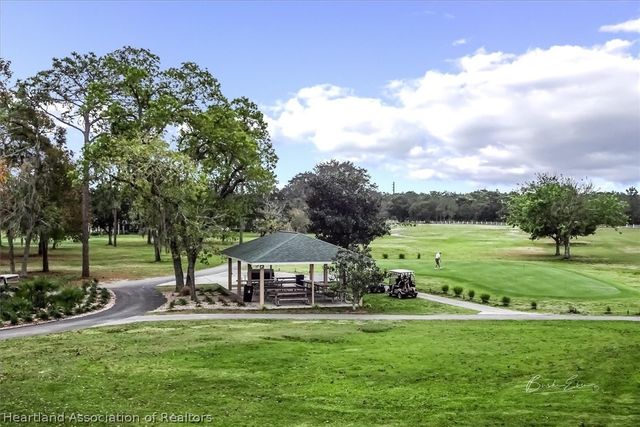 2804 Briarwood Lane, Sebring, FL 33875