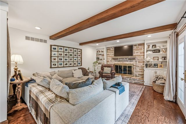 3599 McConnell Rd, Hermitage, PA 16148