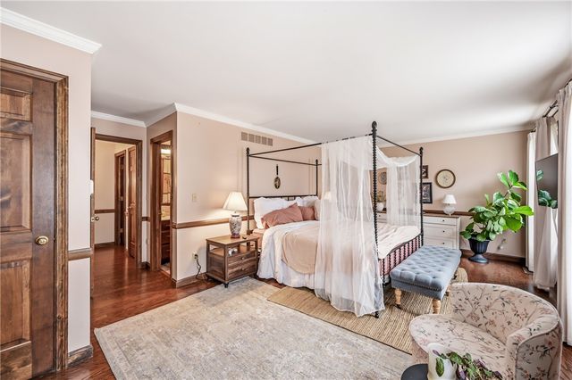 3599 McConnell Rd, Hermitage, PA 16148