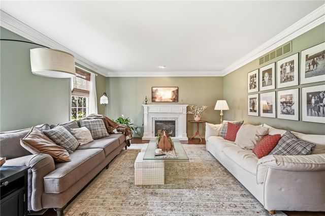 3599 McConnell Rd, Hermitage, PA 16148