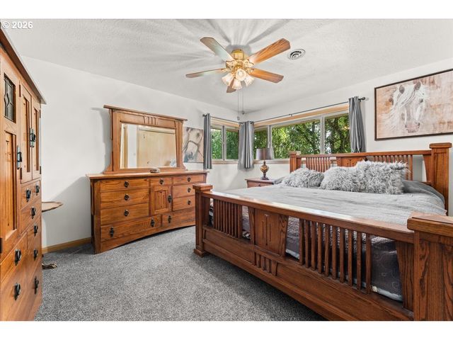 9025 Se 42ND Ave, Milwaukie, OR 97222