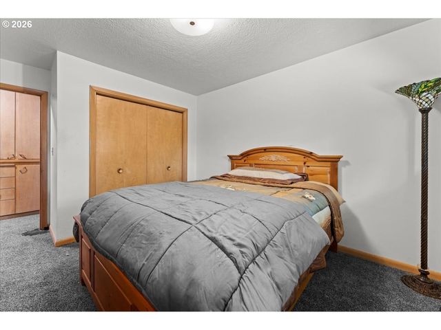 9025 Se 42ND Ave, Milwaukie, OR 97222