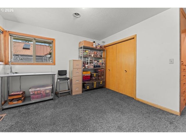 9025 Se 42ND Ave, Milwaukie, OR 97222