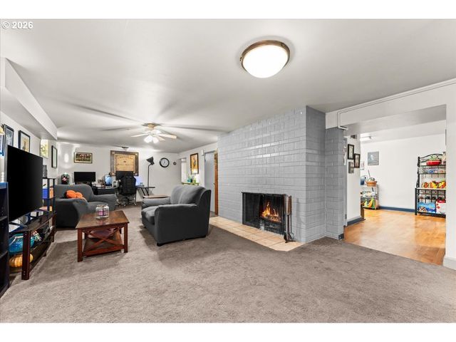 9025 Se 42ND Ave, Milwaukie, OR 97222