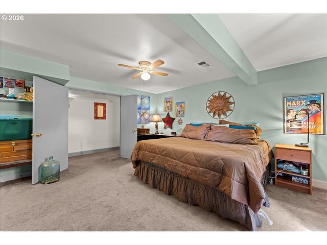9025 Se 42ND Ave, Milwaukie, OR 97222