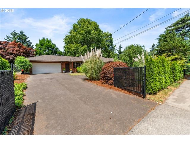 9025 Se 42ND Ave, Milwaukie, OR 97222