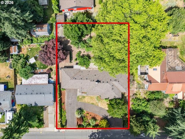 9025 Se 42ND Ave, Milwaukie, OR 97222