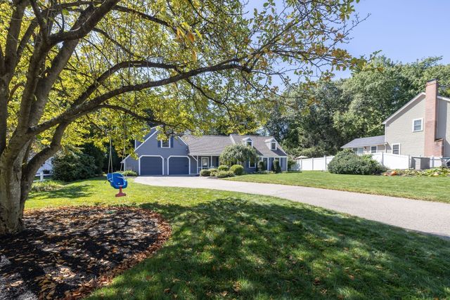 4 Fern St, Natick, MA 01760