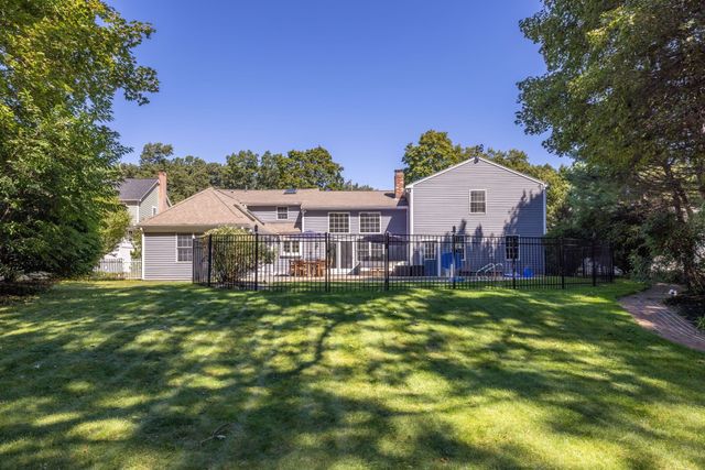 4 Fern St, Natick, MA 01760