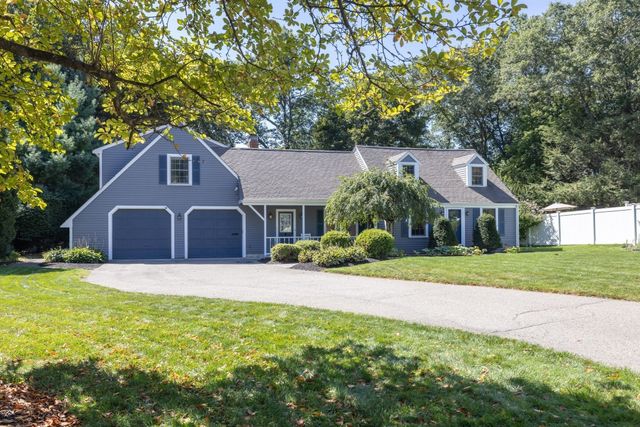 4 Fern St, Natick, MA 01760