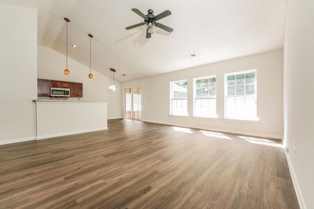 159 Old Tree Road, Goose Creek, SC 29445