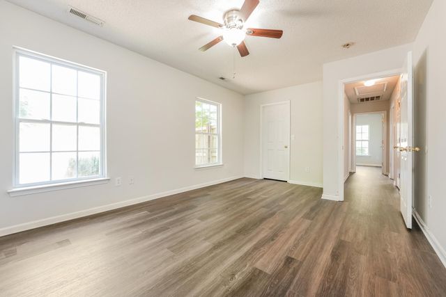 159 Old Tree Road, Goose Creek, SC 29445