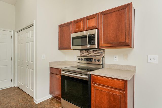 159 Old Tree Road, Goose Creek, SC 29445