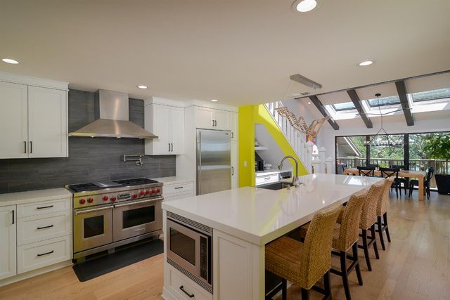 26 River Bluff Ln, Carmichael, CA 95608