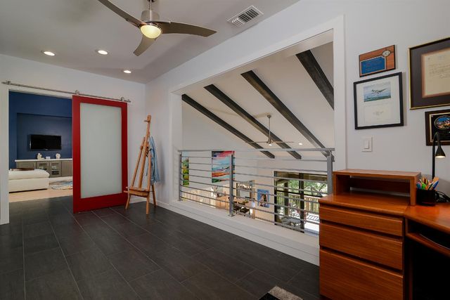 26 River Bluff Ln, Carmichael, CA 95608