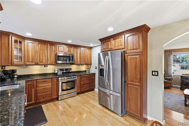 8469 Partridge Way, Clay, NY 13041