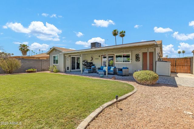 2302 W MCNAIR Street, Chandler, AZ 85224