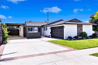 2425 Heather Avenue, Long Beach, CA 90815