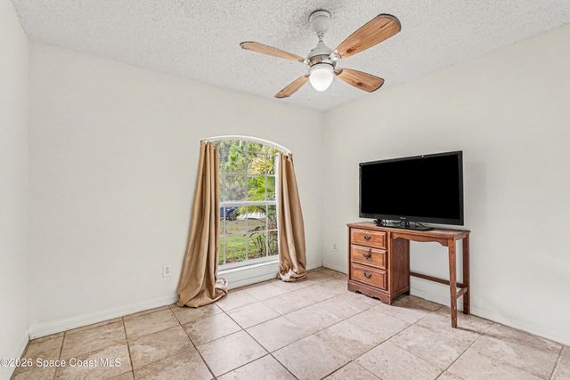 1563 Hamilton Avenue SW, Palm Bay, FL 32908
