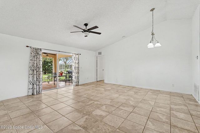 1563 Hamilton Avenue SW, Palm Bay, FL 32908