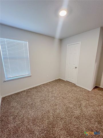 100 Taggart Trail, Jarrell, TX 76537