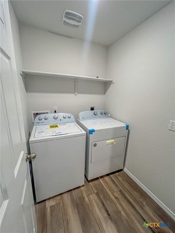 100 Taggart Trail, Jarrell, TX 76537