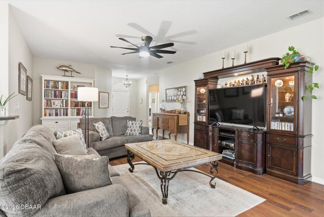 207 Coleton Lane, Deland, FL 32724